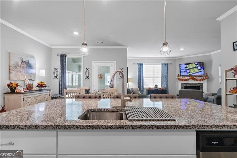 116 FOUR SEASONS Boulevard Dallas - 9