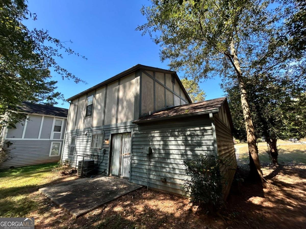 6317 Creekford Lane Lithonia - 18