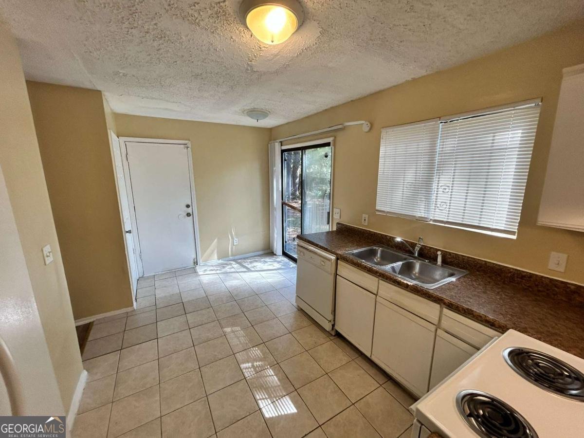 6317 Creekford Lane Lithonia - 8