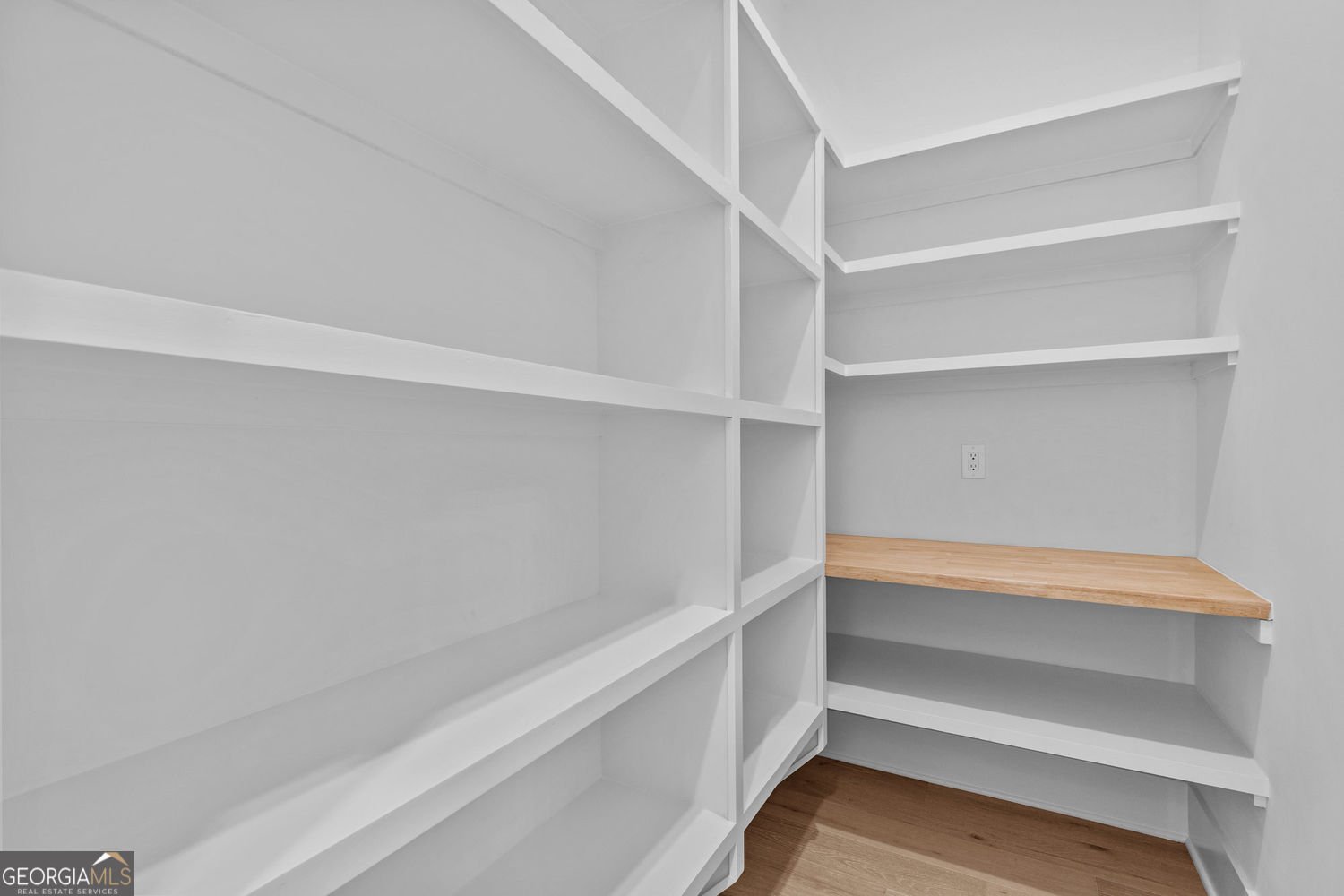 52 St Ives Circle Winder - 19