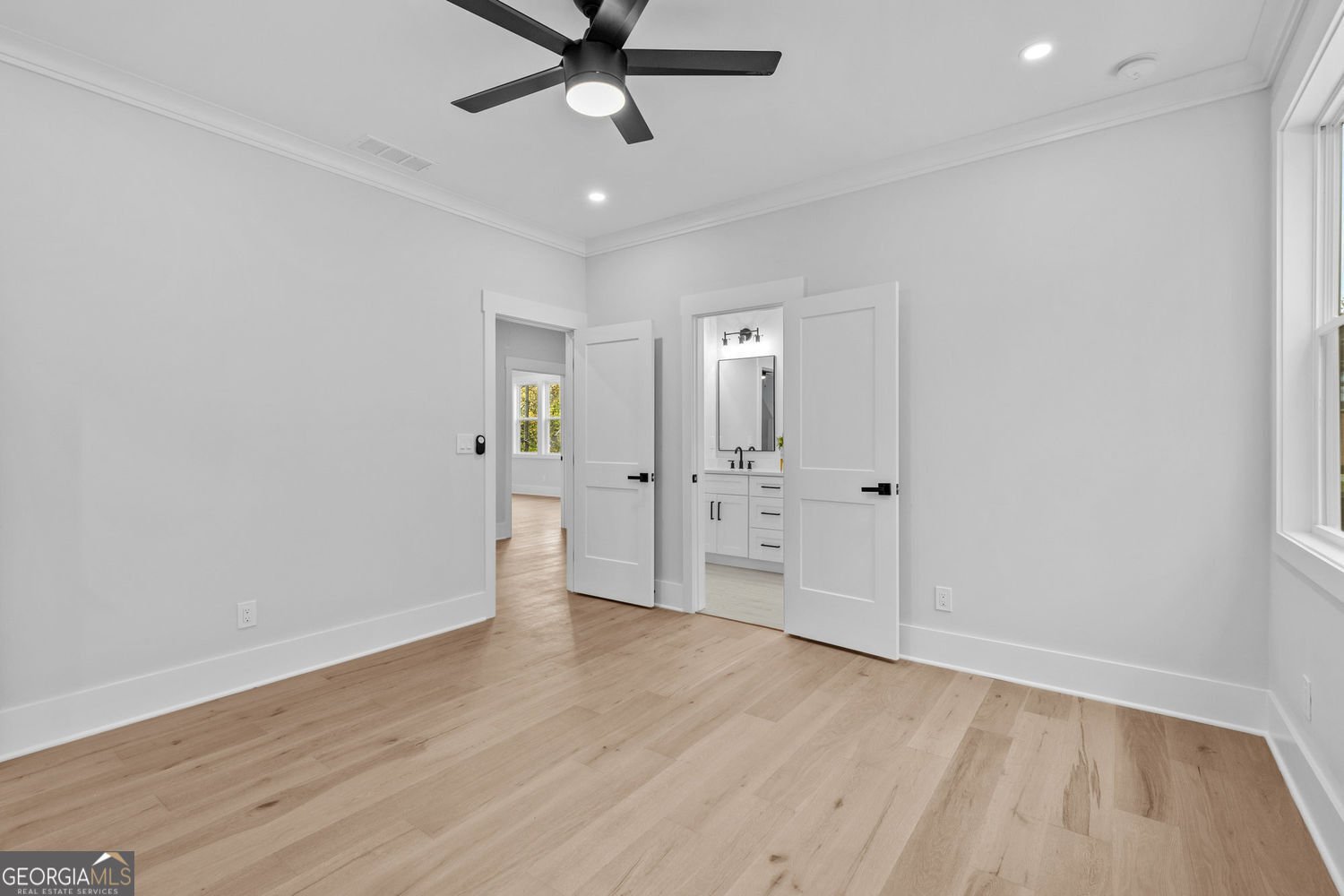 52 St Ives Circle Winder - 35