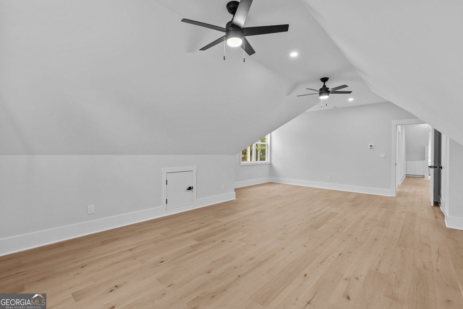 52 St Ives Circle Winder - 40