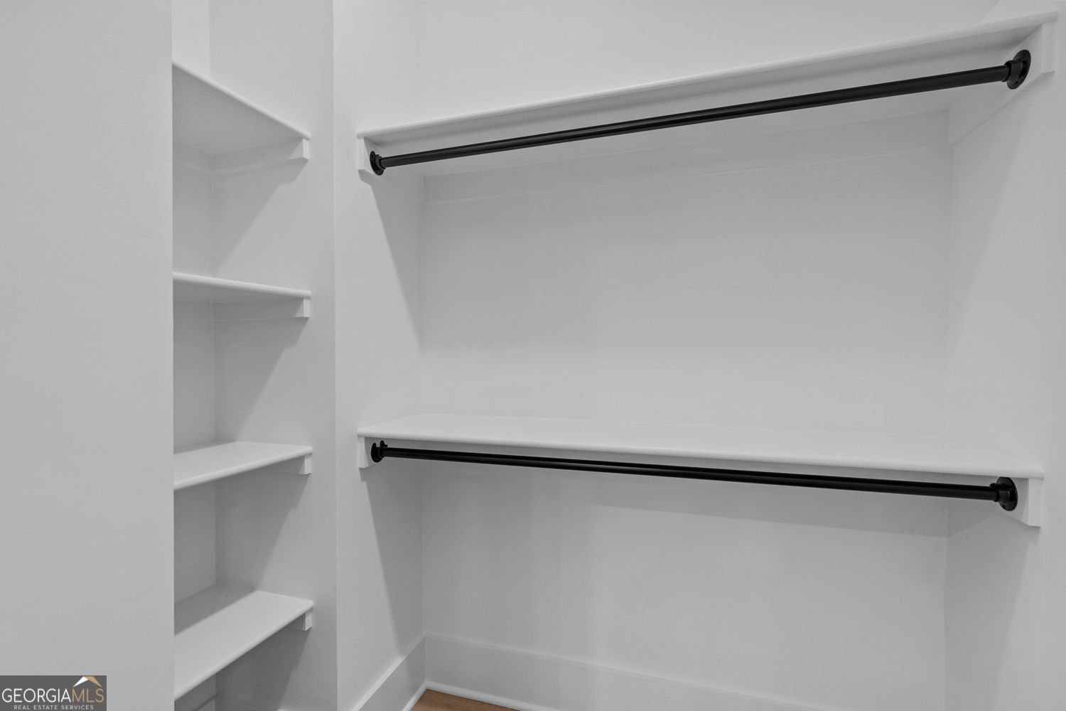 52 St Ives Circle Winder - 42