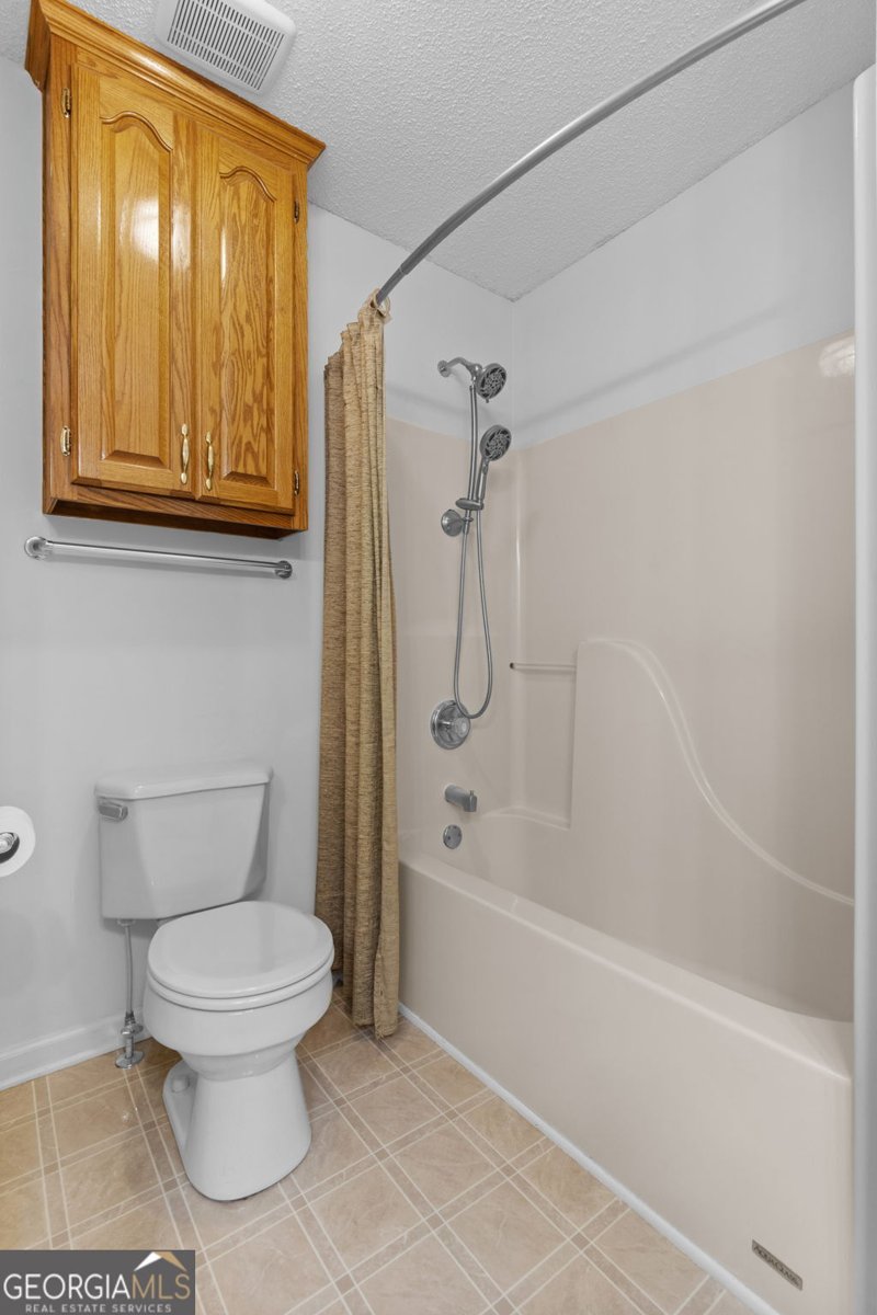 234 Hampton Shores Drive Hampton - 24