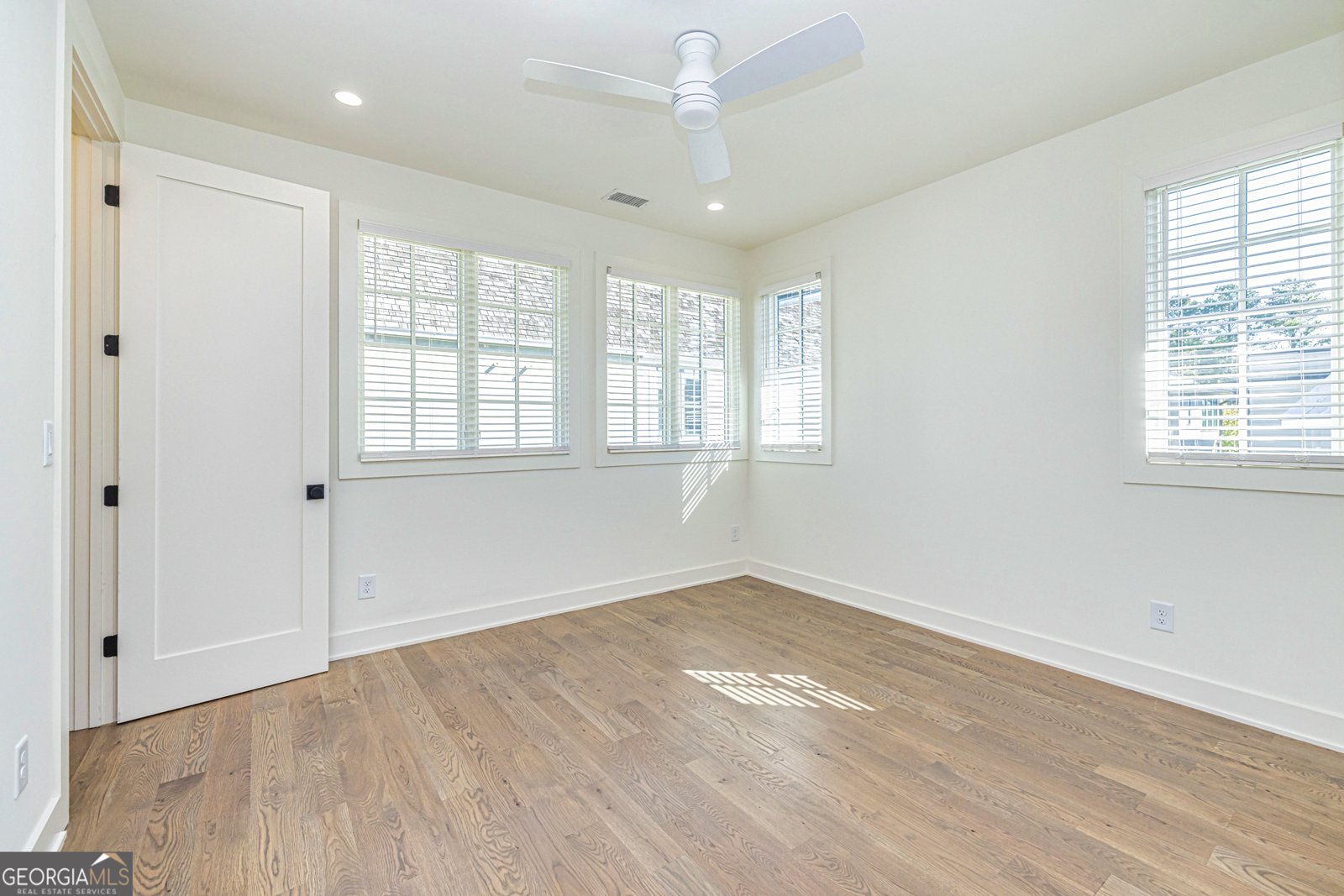 247 Ravenhurst Lane Fayetteville - 18