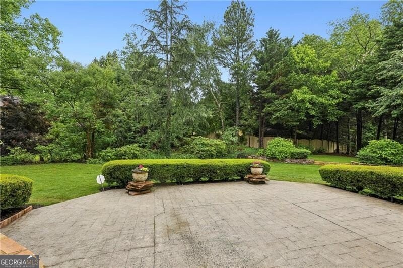 2503 Regency Lake Drive Marietta - 32