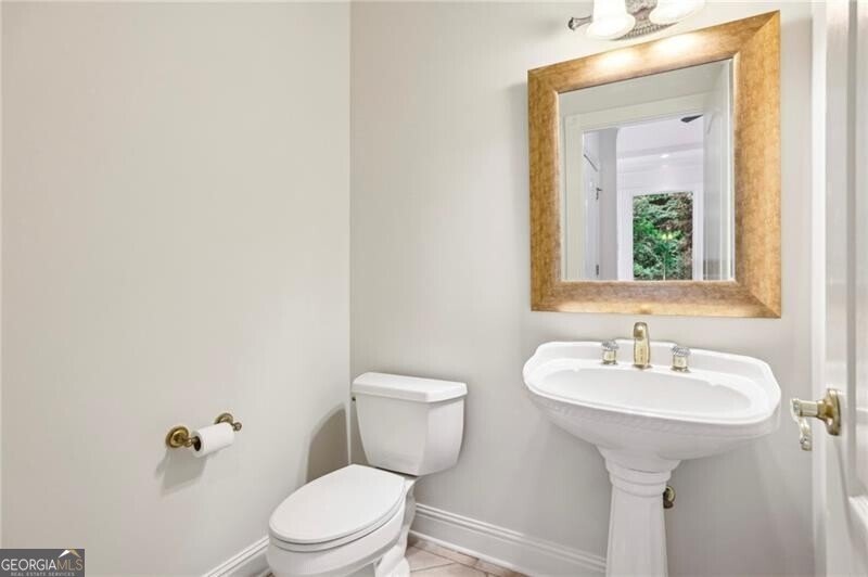 2503 Regency Lake Drive Marietta - 8