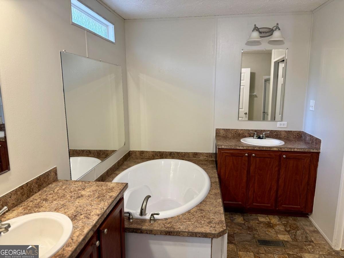 1093 Lawrence Church Road Pembroke - 15
