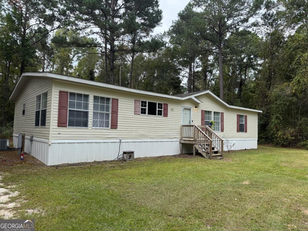 1093 Lawrence Church Road Pembroke - 2
