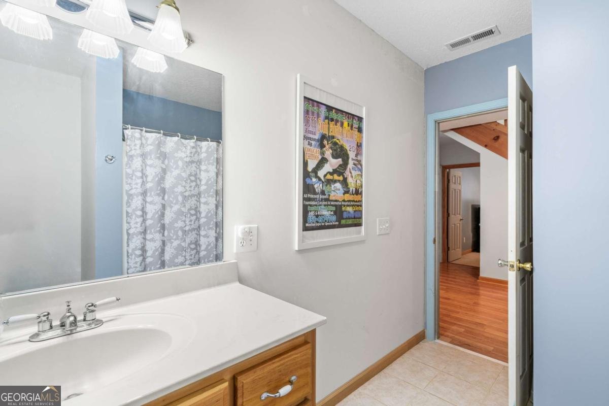 230 Pinners Point Hayesville - 28