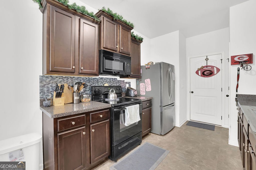 288 Valley Crossing Canton - 10