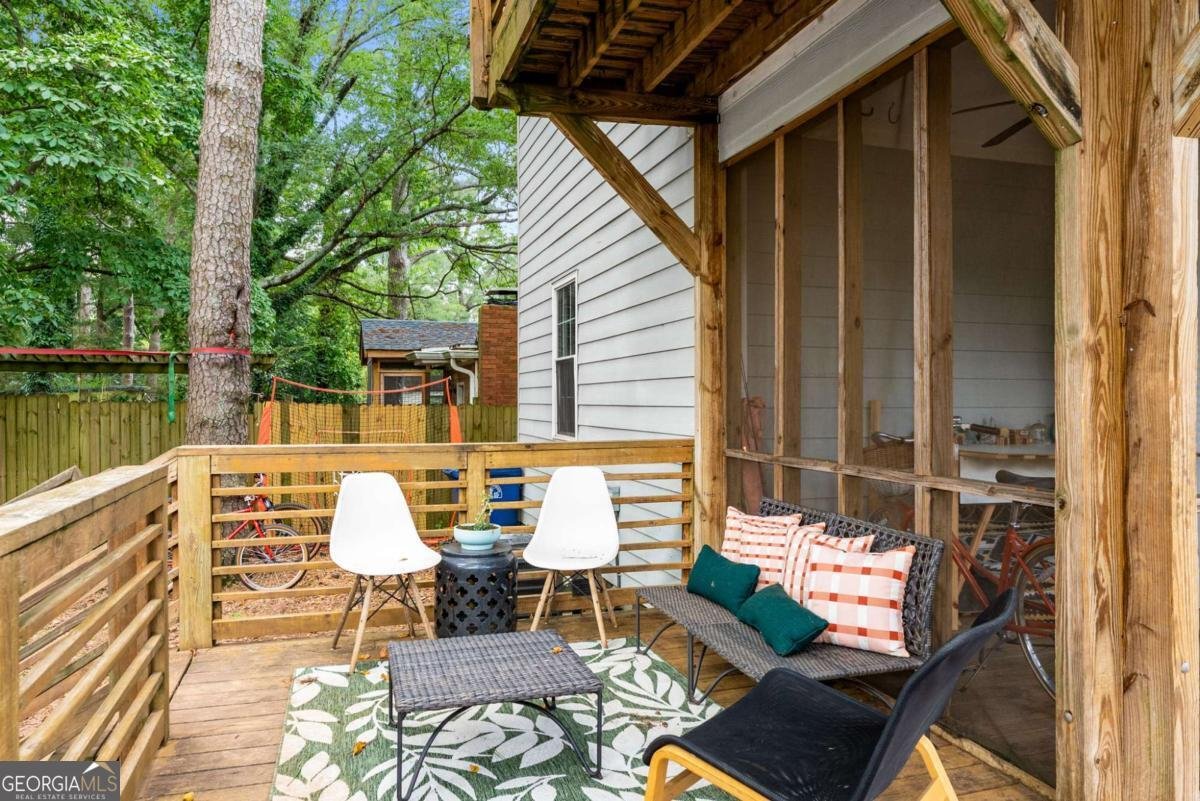 372 Ashburton Avenue Atlanta - 27