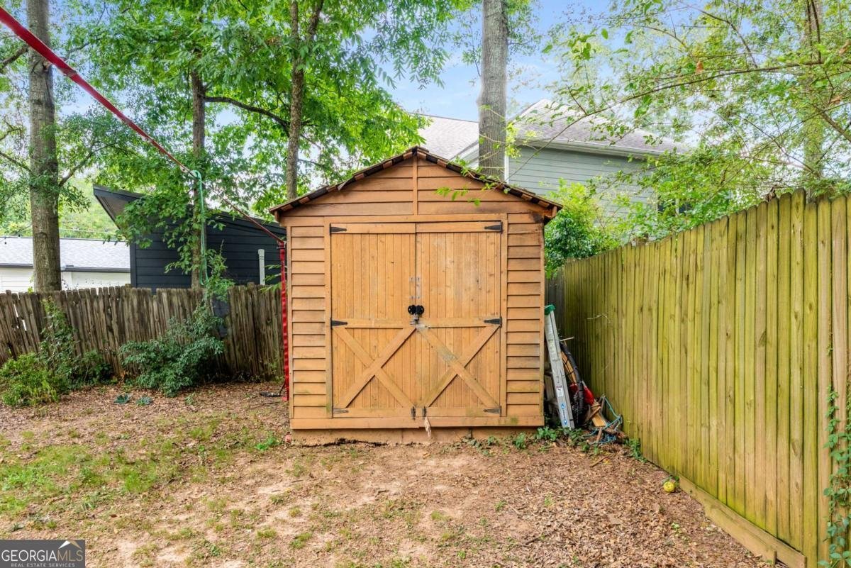 372 Ashburton Avenue Atlanta - 36