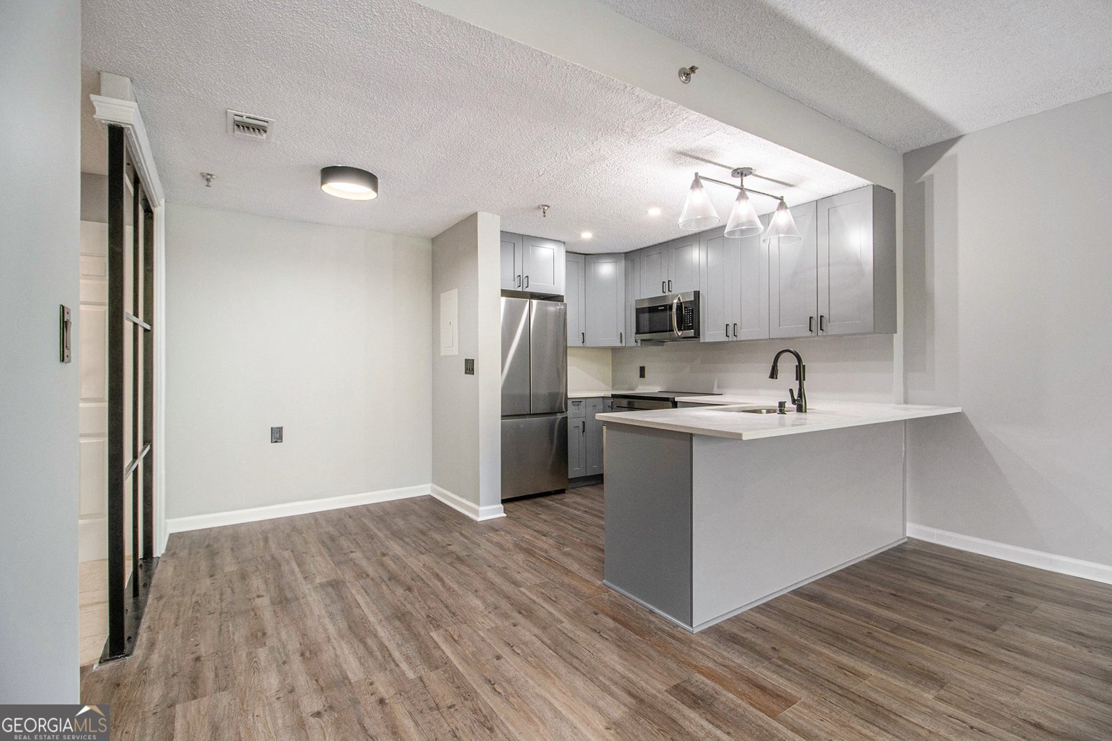 1800 Clairmont Lake Decatur - 15