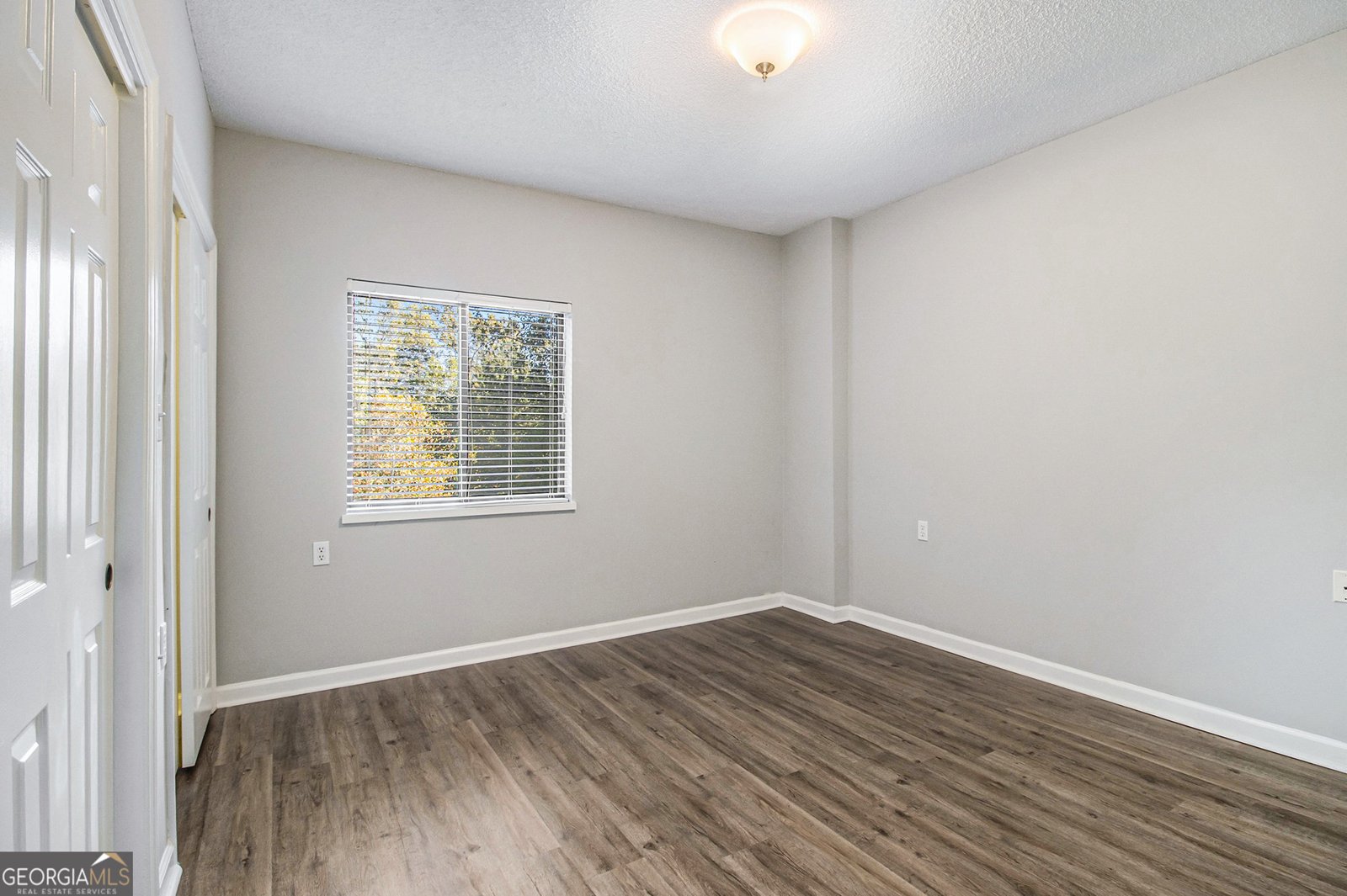 1800 Clairmont Lake Decatur - 20