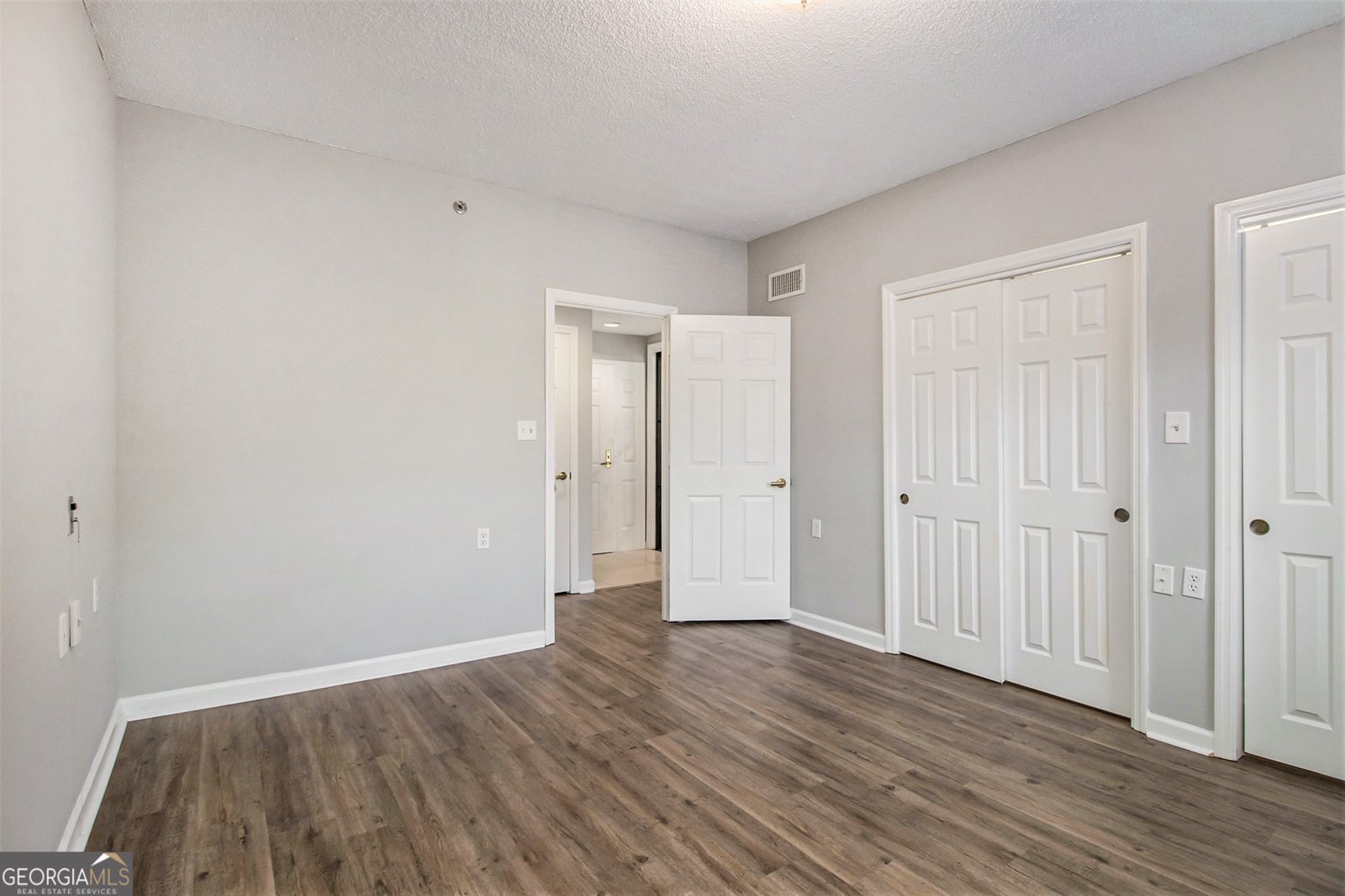 1800 Clairmont Lake Decatur - 21