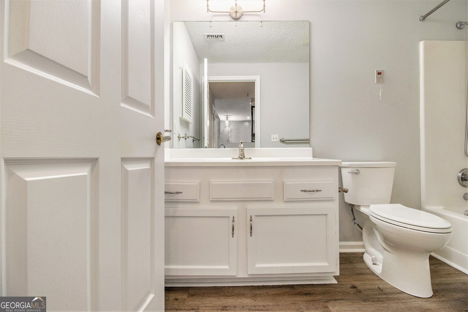 1800 Clairmont Lake Decatur - 23