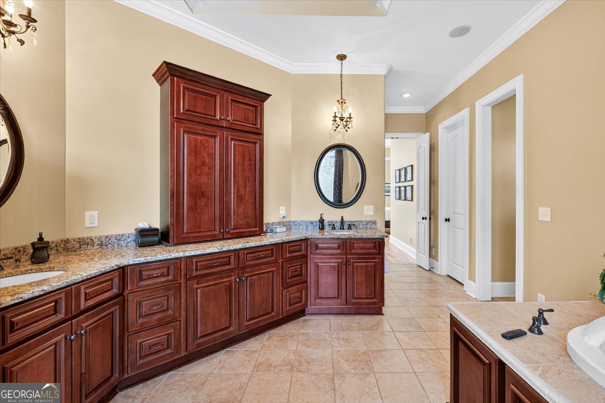 208 Crystal Drive Byron - 39