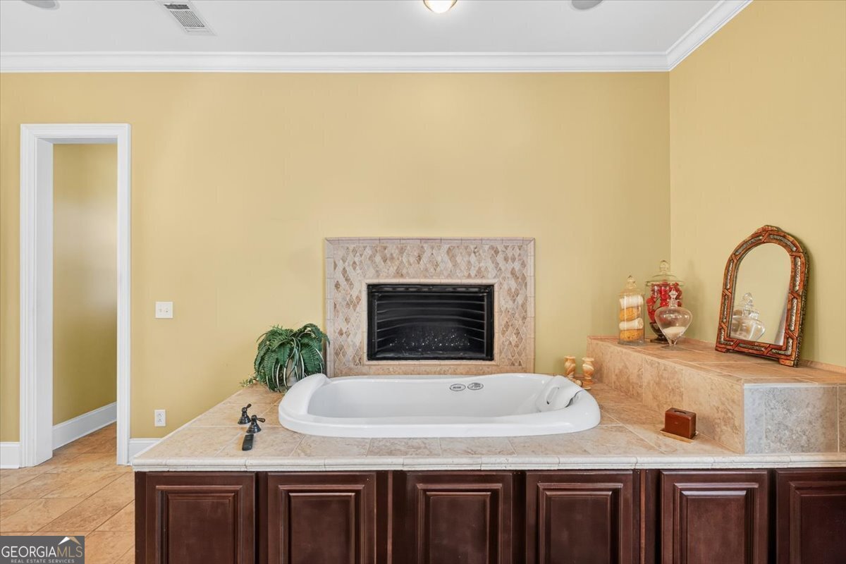 208 Crystal Drive Byron - 40