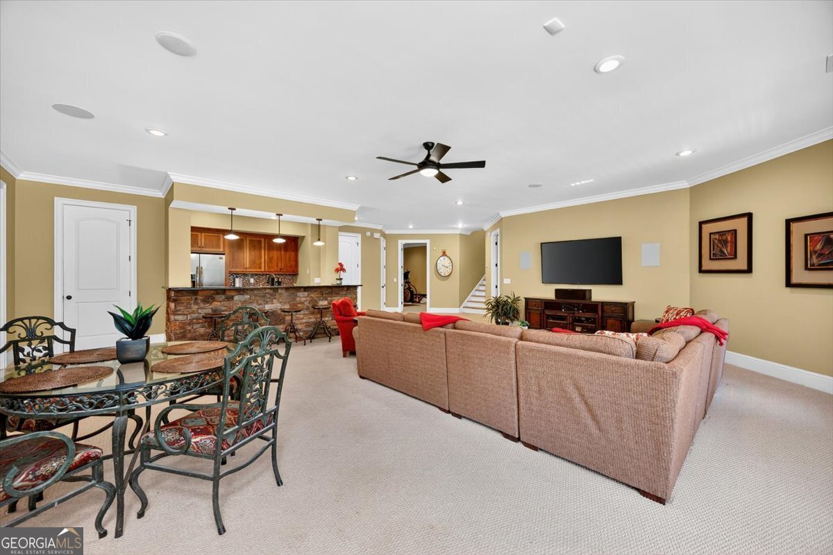 208 Crystal Drive Byron - 61