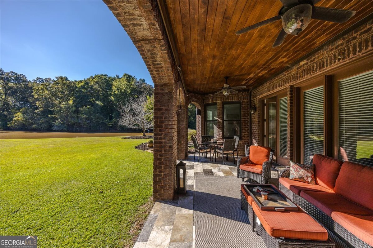 208 Crystal Drive Byron - 69