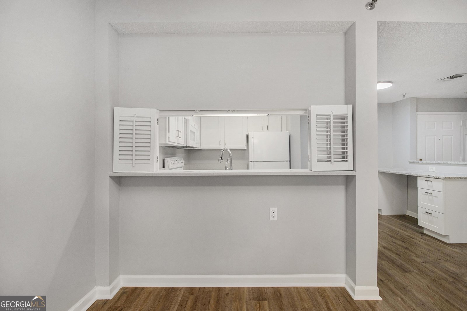 1800 Clairmont Lake Decatur - 14