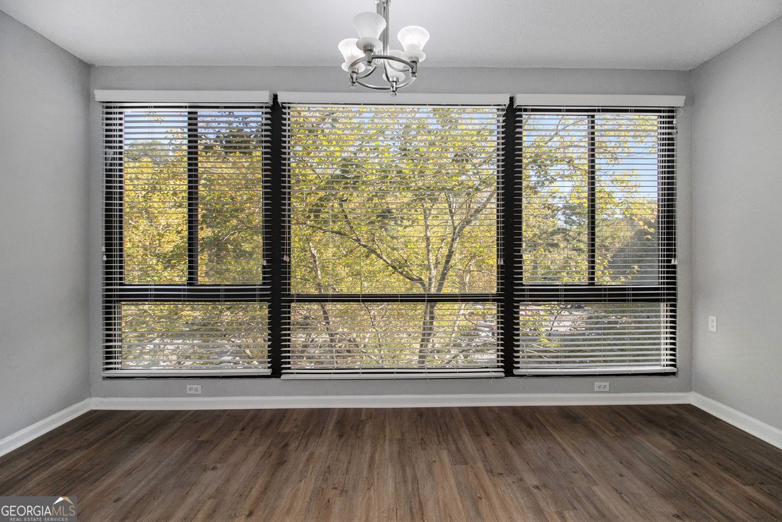 1800 Clairmont Lake Decatur - 3