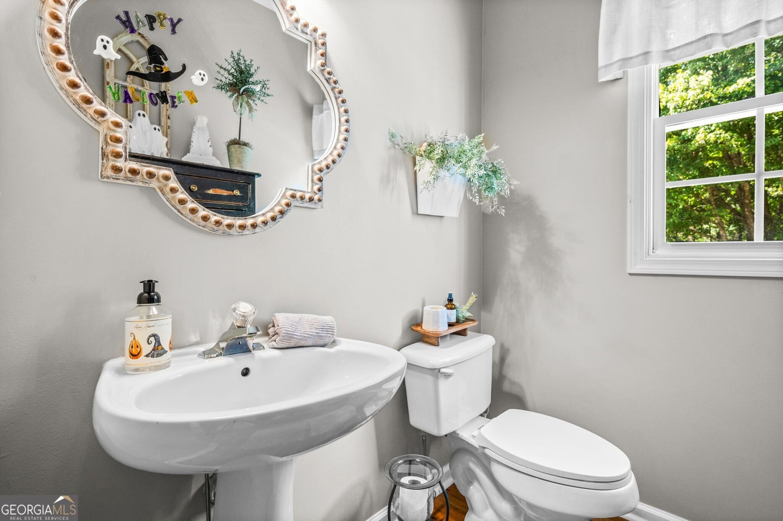 79 States Avenue Dallas - 9