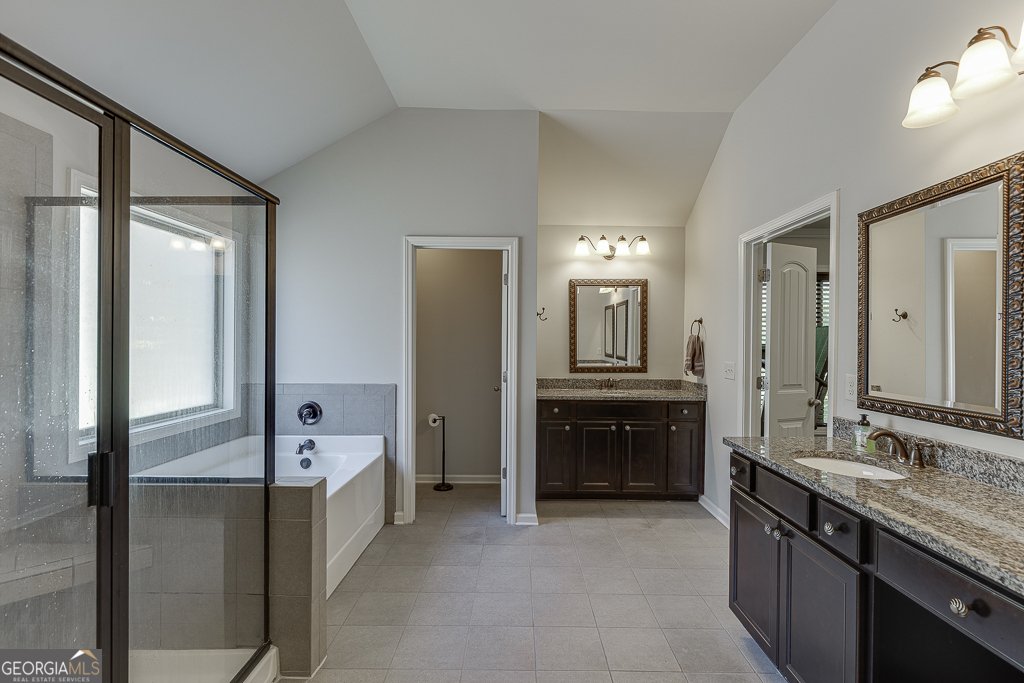 4245 Woodland Bank Boulevard Buford - 17