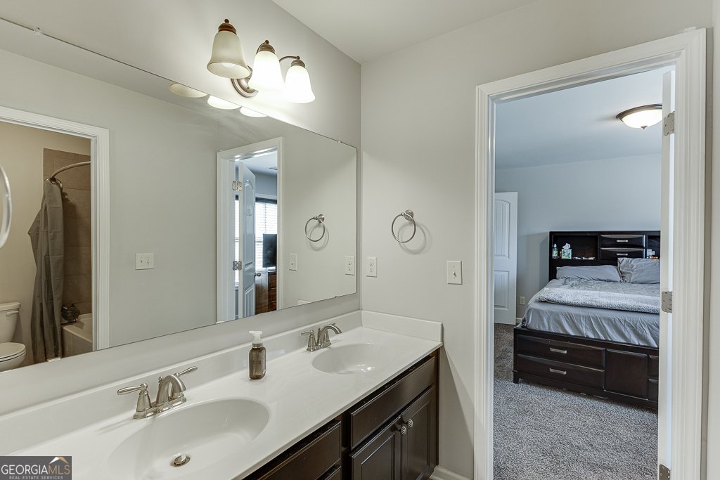 4245 Woodland Bank Boulevard Buford - 5