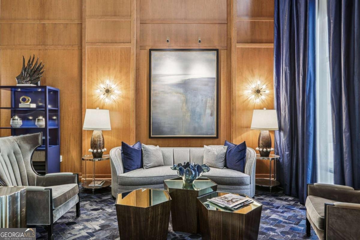 3445 Stratford Road Atlanta - 19