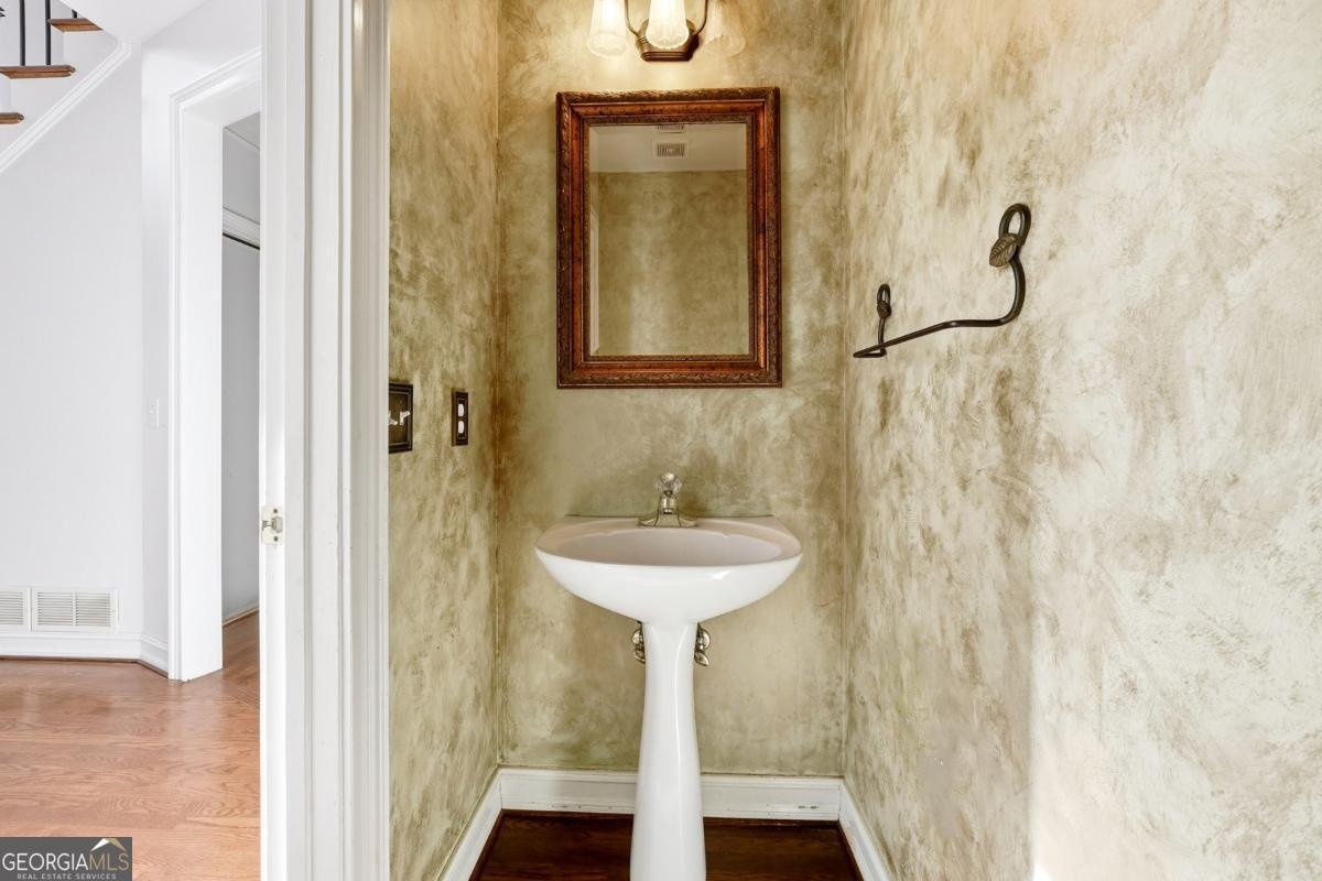 4645 Hamptons Drive Alpharetta - 10