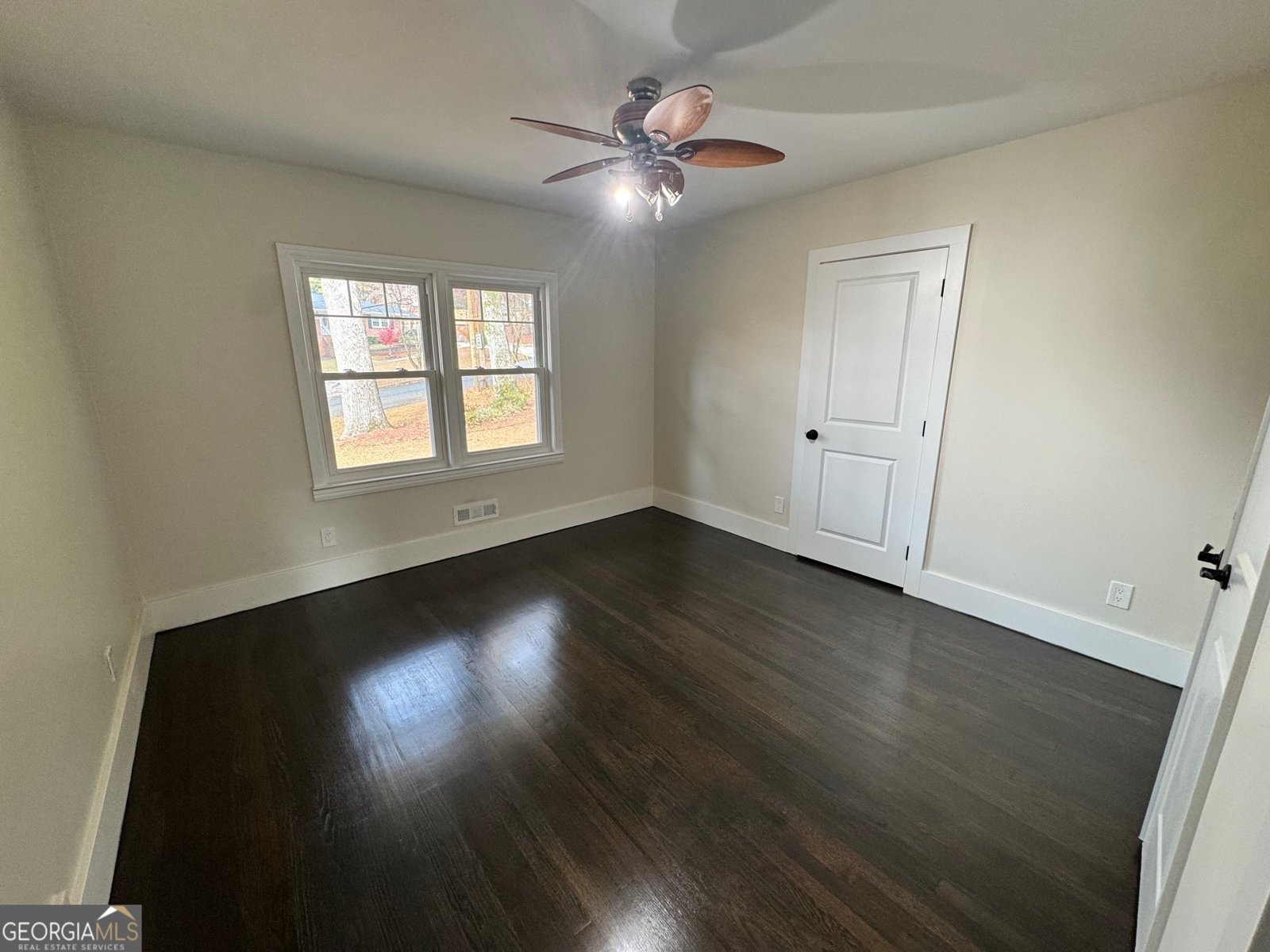 835 Lynn Circle Atlanta - 14