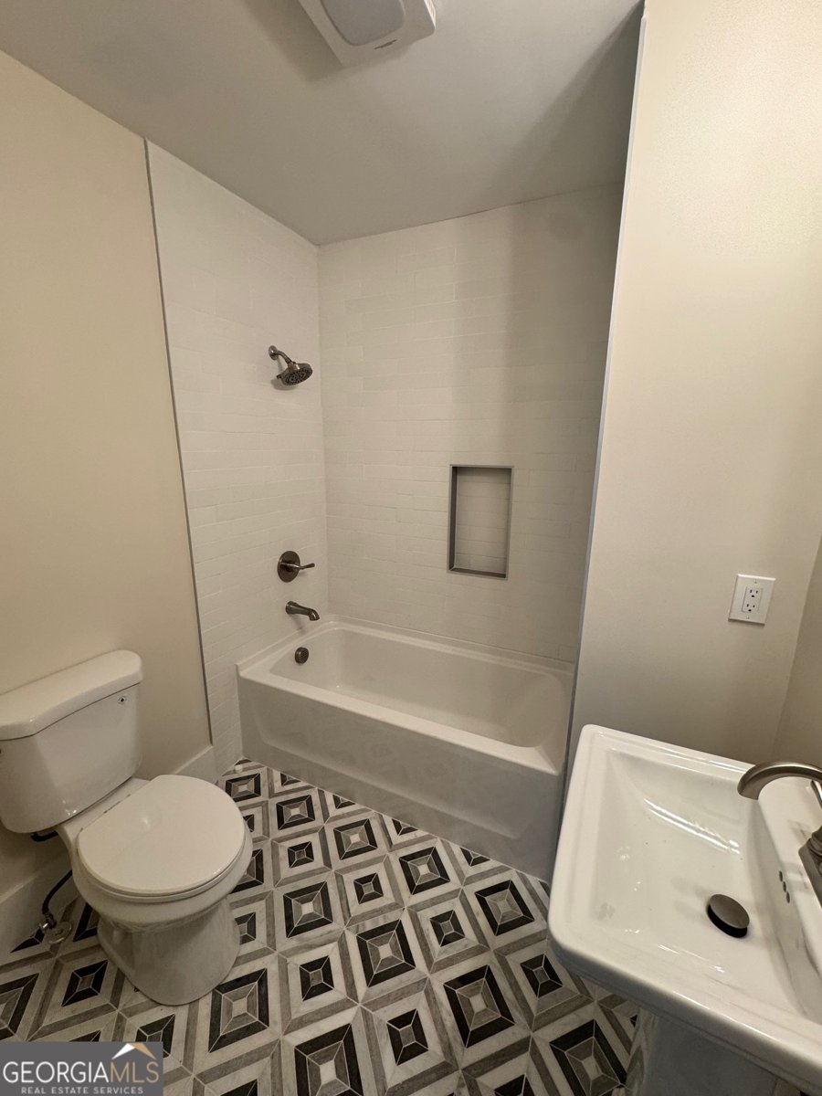 835 Lynn Circle Atlanta - 29