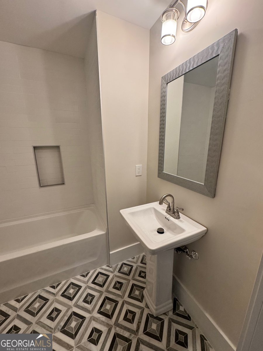 835 Lynn Circle Atlanta - 30