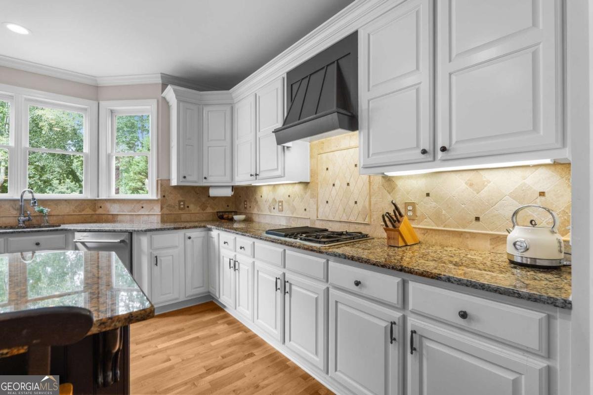 14492 Club Circle Milton - 14