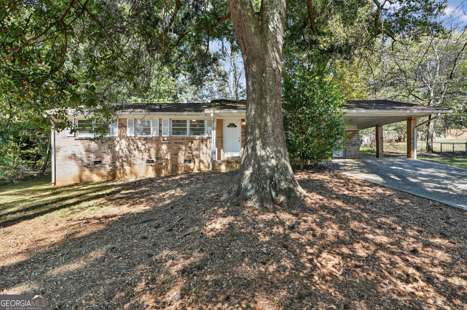 216 Briarwood Drive Dallas - main photo