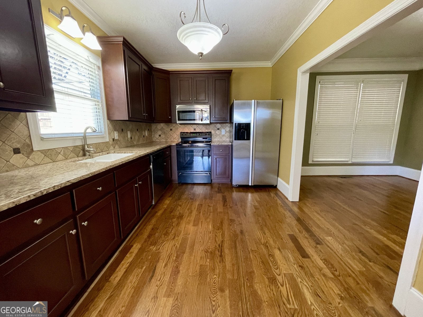 715 Avenue A Rome - 15