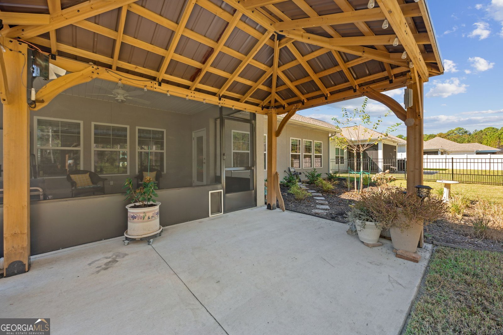 518 Soncel Drive Kingsland - 53