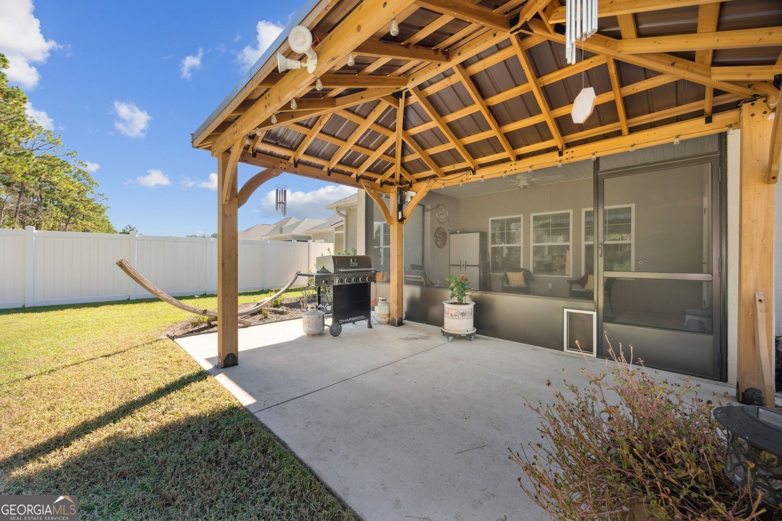 518 Soncel Drive Kingsland - 54