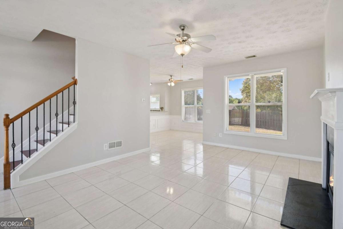 8157 Brookbend Drive Douglasville - 4