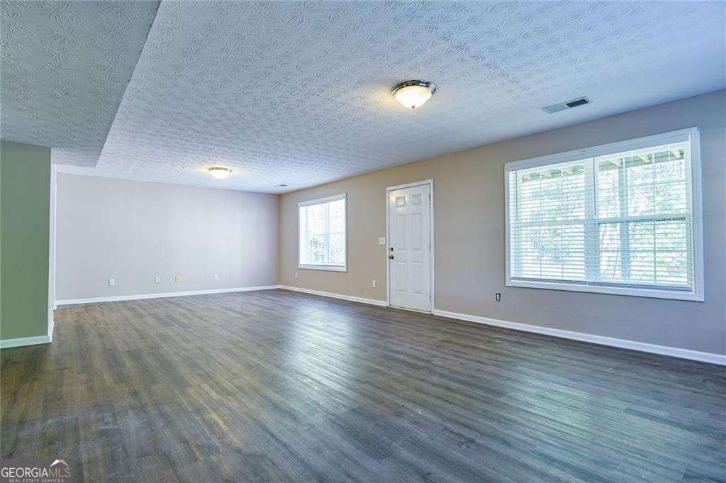 916 Tucker Lane Loganville - 35