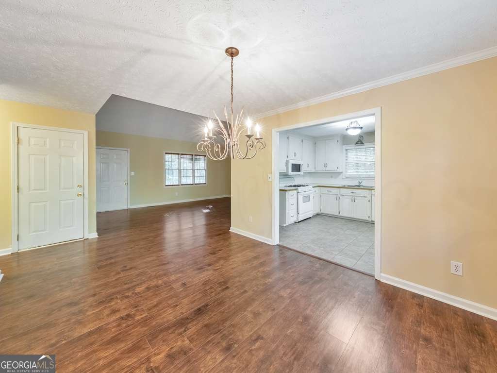 304 Queensbury Walk Acworth - 10