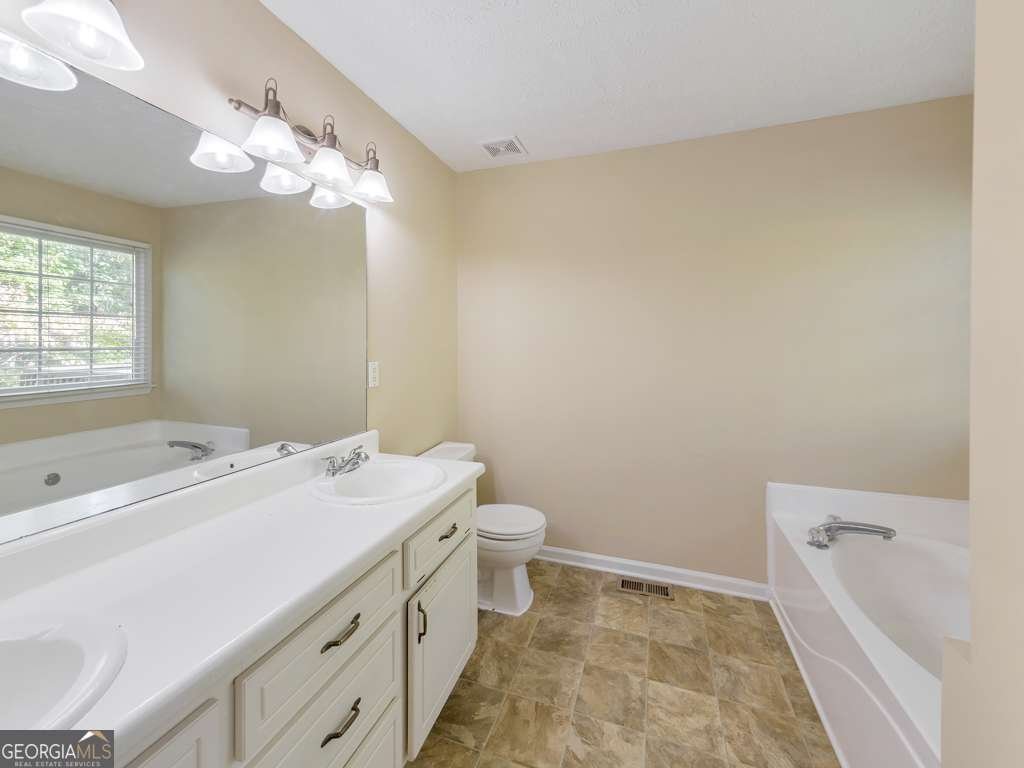 304 Queensbury Walk Acworth - 17