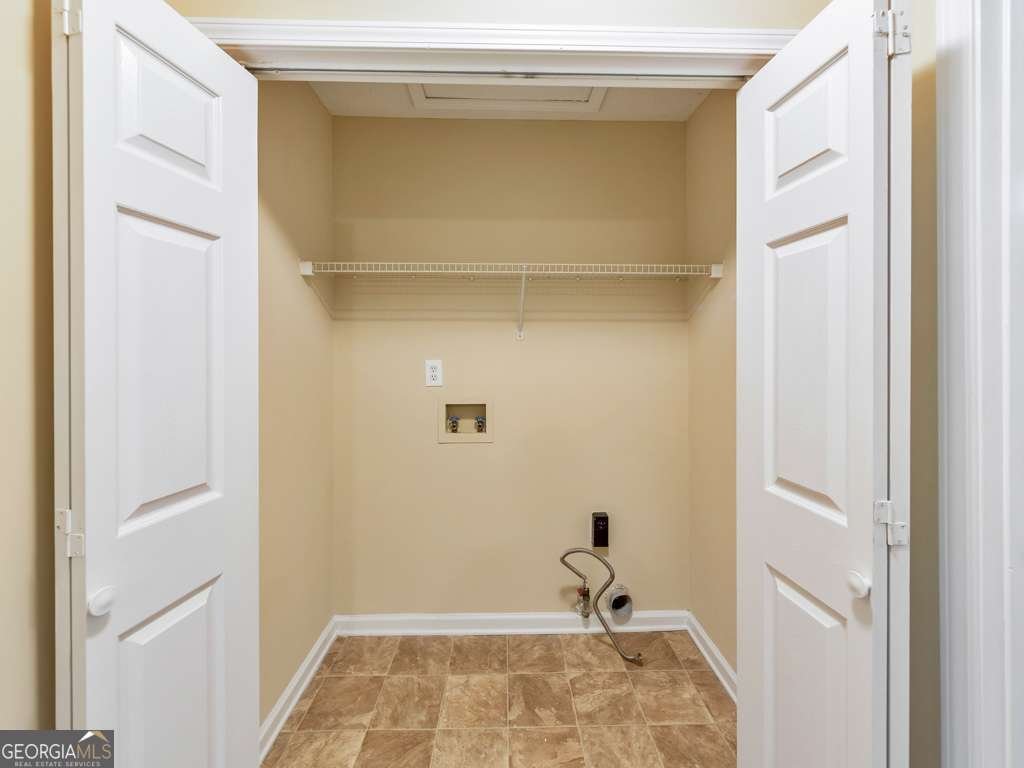 304 Queensbury Walk Acworth - 25