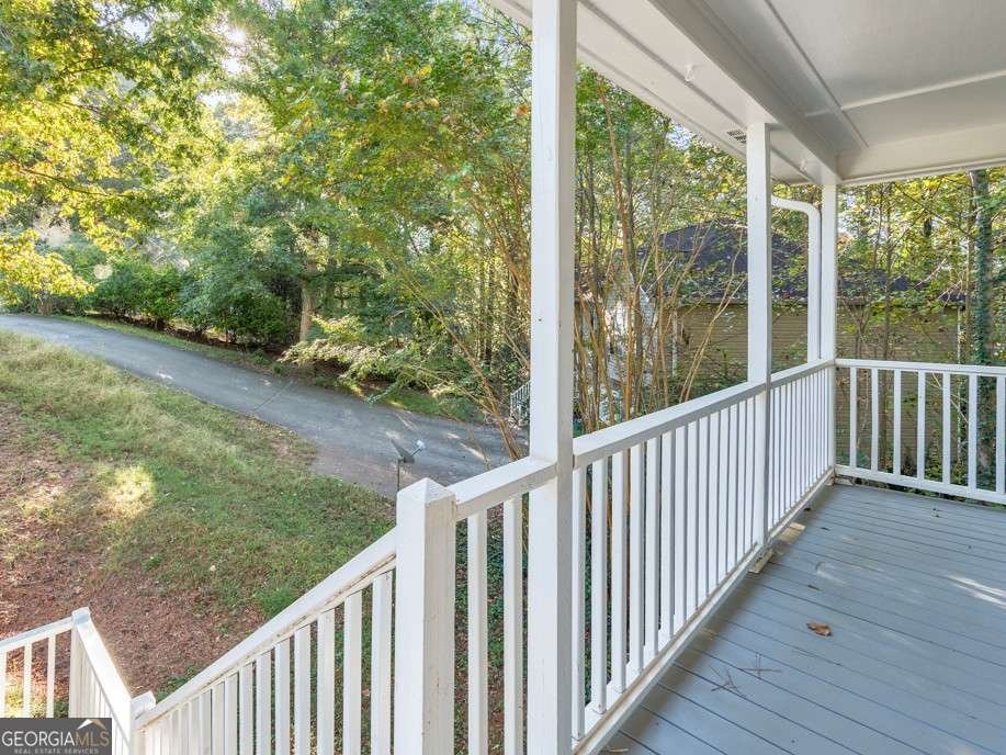 304 Queensbury Walk Acworth - 3