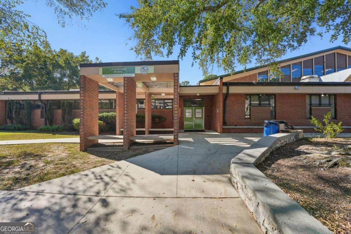 3236 Lynwood Drive Atlanta - 35
