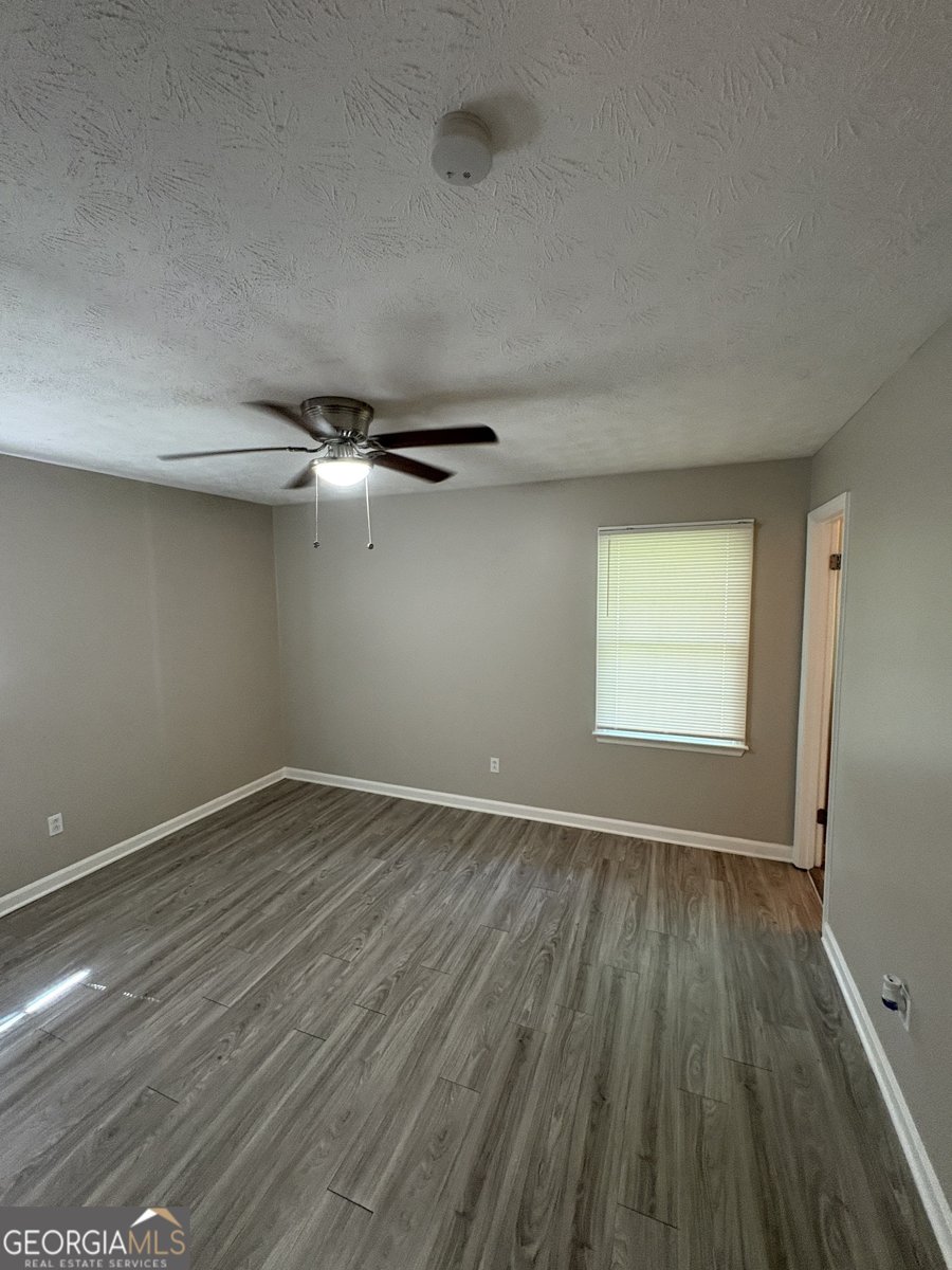 549 Greenview Avenue Conyers - 16