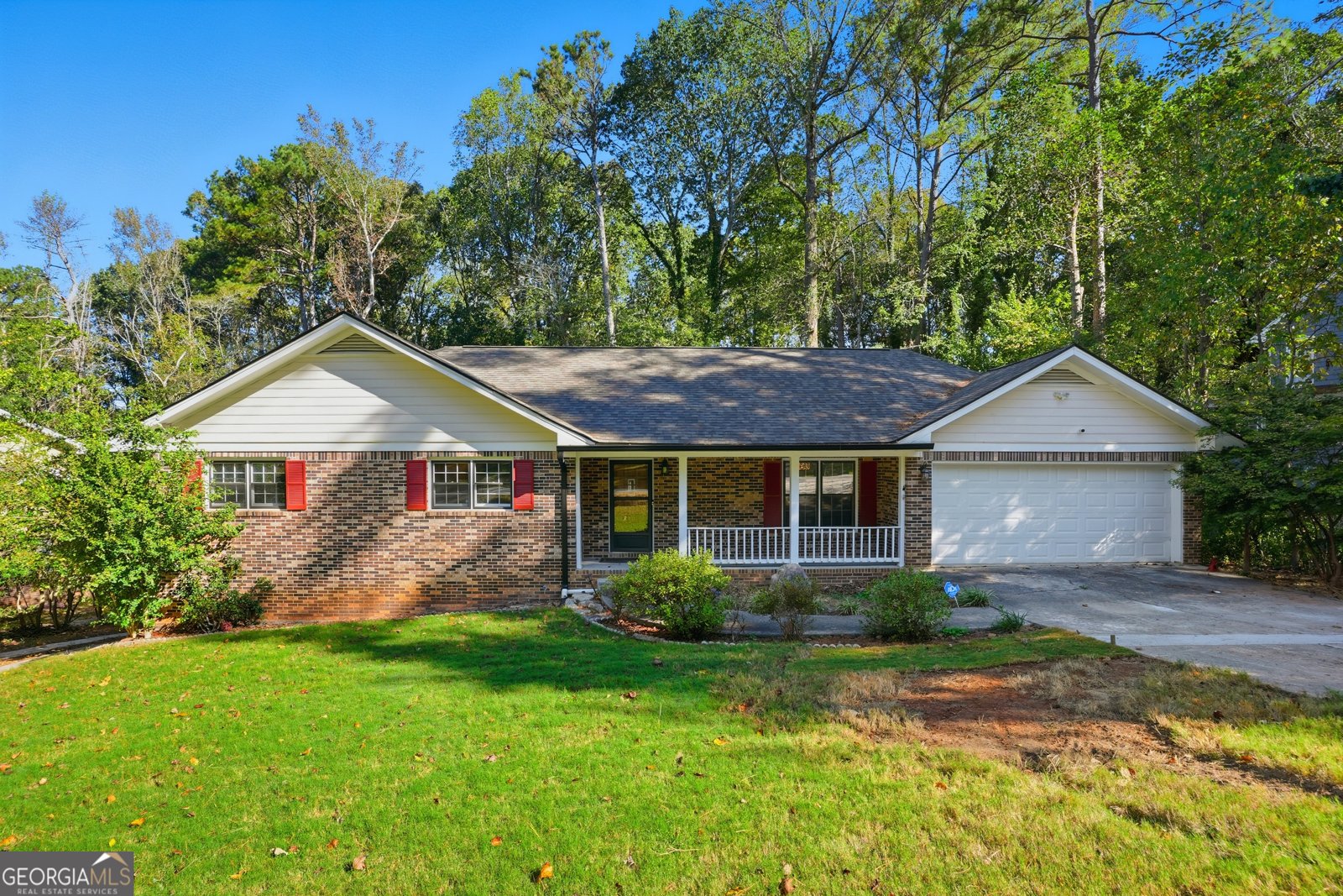 2721 Brackenwood Drive Snellville - 1