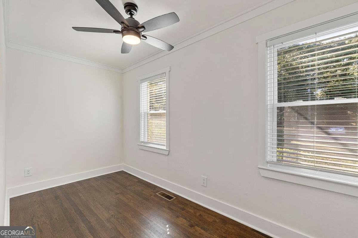 2011 Lexington Ave. East Point - 4